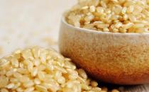 老人吃糙米有什么好处