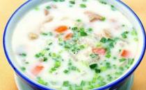 最适合老年人食用的芹菜鸭肉粥
