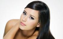 巧用BB霜 裸妆若天生