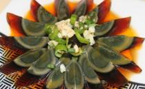 皮蛋怎么切不粘刀？怎么辨别松花蛋？