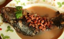 春季湿气重 赤小豆鲫鱼是利水“良配”