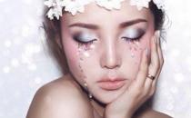 简单亮颜3要点 打造春天梦幻日系妆容