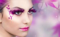 巧用工具夹出卷翘长睫毛