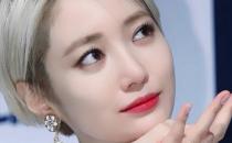 教时髦短发MM如何化当季彩妆