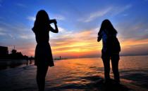 职场上的人在周三最容易沮丧