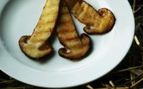 松茸有什么营养？烤松茸的做法