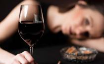 闻闻酒味判断力就会下降？