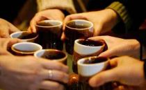 适量饮酒是否有益健康？