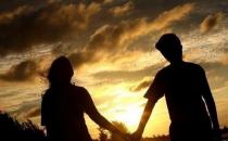 朋友变恋人会带来什么隐患？