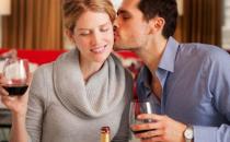 从他的举动解析他对你的爱