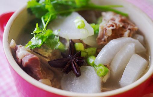 吃什么食物可以帮助保持健康体重？