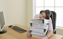 总挑别人毛病的人不够自信