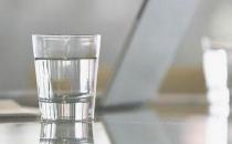 这些人需要多喝水