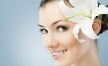 皮肤偏黑要怎么变白？