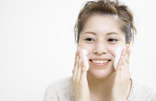 7种食物让肌肤喝饱水