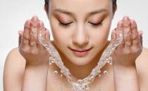 淘米水护肤的正确方式