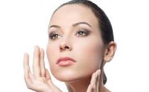 秋冬季节如何让肌肤喝饱水？