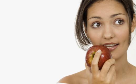 多吃4种水果让你晒不黑