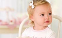 如何预防宝宝嘴唇干燥起皮？