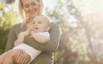 宝宝爱流口水怎么办？