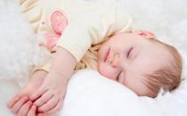 新生宝宝的这些异常症状别担心！