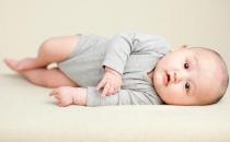 这样给宝宝美容小心反倒毁容！