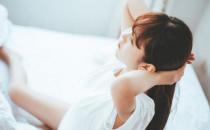 晨起8个简单动作助你更健康