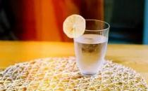 喝水减肥有讲究 你喝对了么？