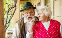 穴位按摩帮你预防老年痴呆