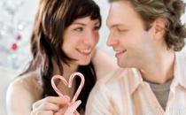 揭秘10个男人暗恋你的小细节