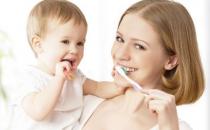 如何尽早发现宝宝长牙发烧