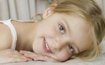 儿童患氟斑牙的原因