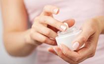 凡士林可以用来擦脸吗