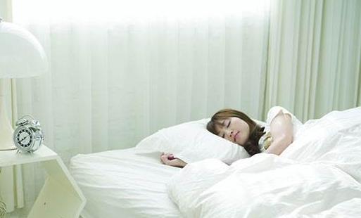 女人睡眠不足竟会诱发抑郁症？