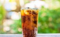 孕妇喝碳酸饮料 对胎儿存在影响