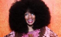 头发天生自然卷蓬松炸毛 摆脱毛躁头发的方法