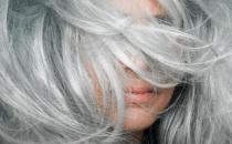 白发是否可以拔 学会这些有效缓解白发生长