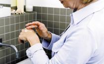 正确护理自己身体 要滋润这5处不要旱灾