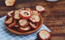 保养卵巢女人这水果得多吃好 保养卵巢避免情绪消极