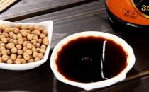小心酱油吃不对会引发肝癌 教你选好酱油三指标