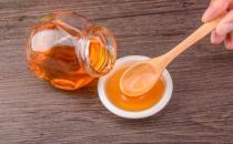 常饮蜂蜜水美容养颜喝出来 蜂蜜的禁忌人群大揭秘