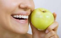 人老了是否真的老掉牙 保持口腔清洁保护牙齿有妙招