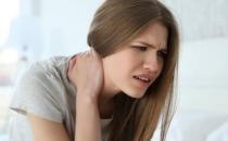 颈椎不好会堵塞经络 调理颈椎滚一滚滚出好嵴椎