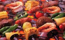 烧烤熏炸食物的危害 研究表明烧烤熏炸食品并不安全