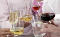 经常喝酒肝不好平时多吃蔬菜 酒后不宜要记牢