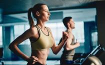 跑步能强身健体增强肌肉 学会跑步正确技巧保护膝盖