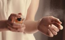 从头美到脚人人必学20招 瞬间降温简单易行的小方法