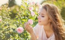 从心理的角度来分析 容易勾引男人出轨的六种女人 