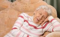 老人午休有好处 老人午休要掌握的技巧