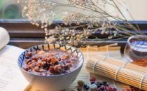 煮养胃粥来帮助老人养胃 九种老人养胃粥推荐